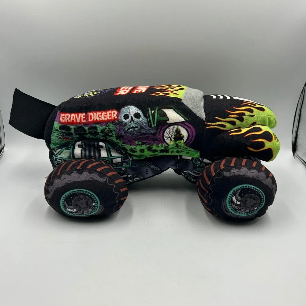 Monster Jam Grave Digger Plush Truck Flame Skull EUC 14 x 11 x 6 Inch